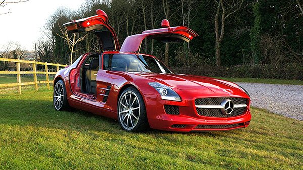 Mercedes Benz SLS AMG