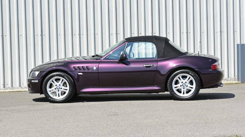 Full side view of the BMW Z3 showing the depth in the Mora paintwork