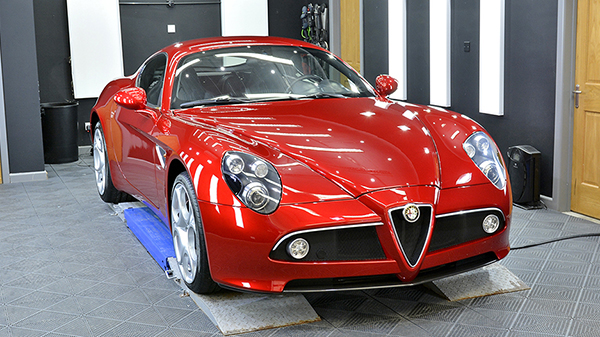 Alfa Romeo 8C Competizione - Automotive Detailing