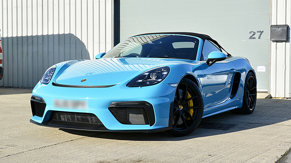 Porsche 718 Spyder - Porsche Cayman