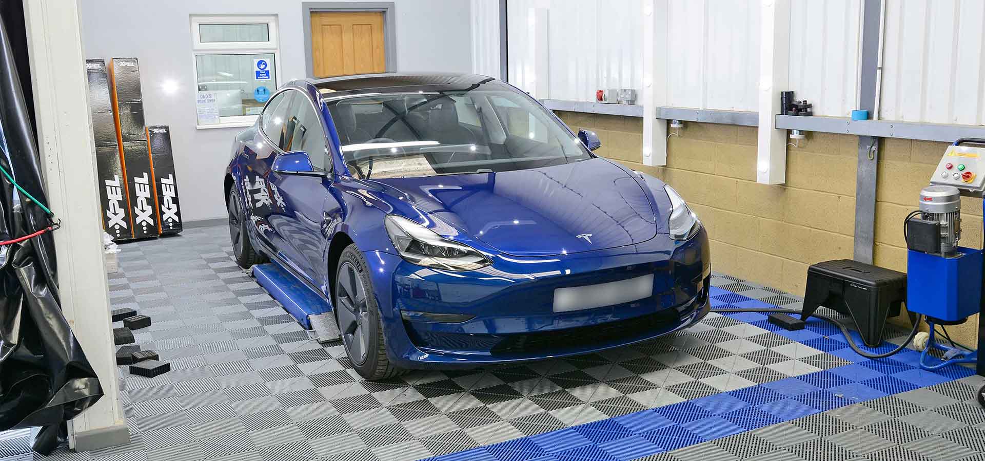 Tesla paintwork after Gtechniq ceramic coating
