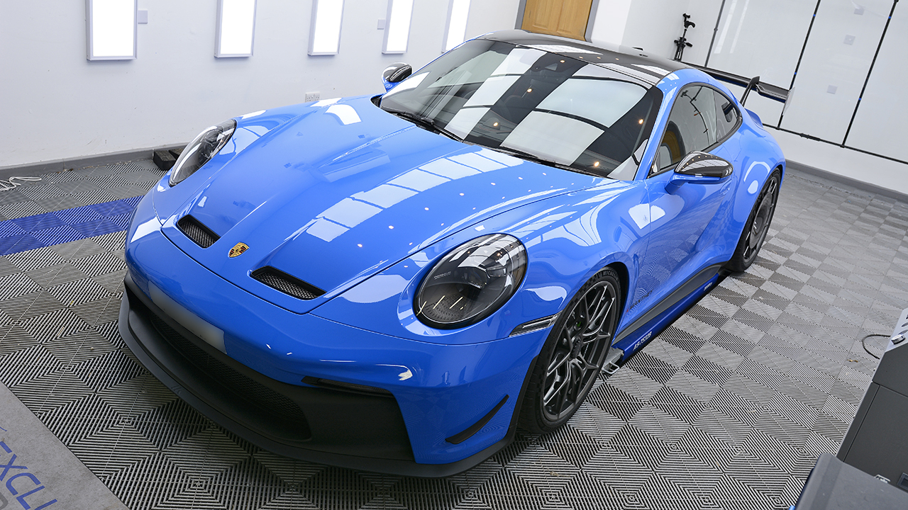 Shark blue Porsche GT3 with Xpel PPF