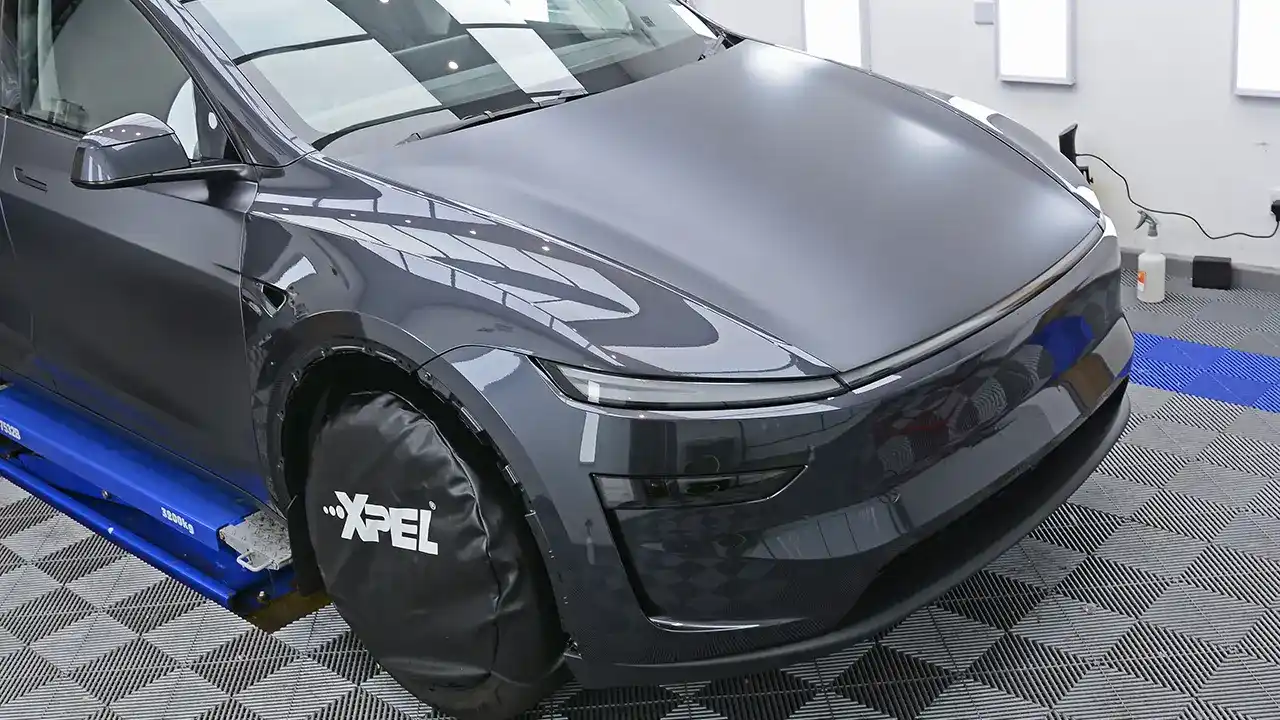 Changing a gloss finish to a matte / satin finish using paint protection film