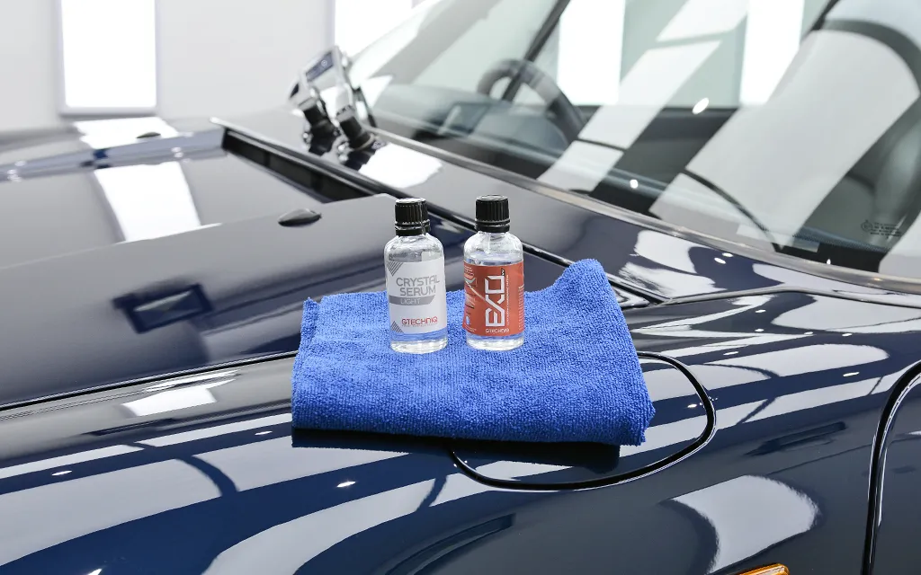 Gtechniq ceramic coating products on a freshly prepared Porsche 993 bonnet