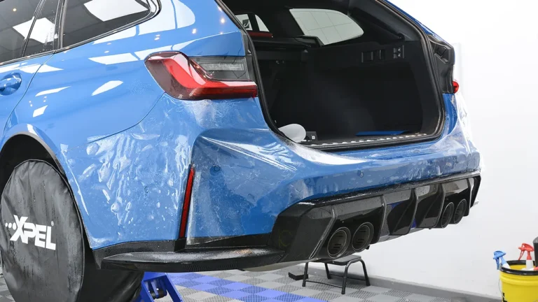 Tailgate aperture of the Laguna Seca Blue M3 CS Touring with paint protection film fitted