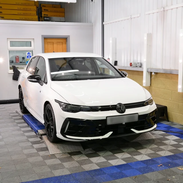 #vw Golf R Black Edition - New Car Protection Detail with Gtechniq Crystal Serum Ultra

✔ Wash/Decontamination process

✔ single stage machine polish

✔ Xpel PPF to the delicate gloss black pillars & side mirrors

✔ Application of @gtechniq Crystal Serum Ultra topped with EXOv4 for the bodywork

✔ Wheels removed and thoroughly coated with C5 Wheel Armour (including the brake calipers)

✔ G1 Clearvision applied to all glass

Looking to protect your new car? Contact us for a quote.
______________
💻 www.exclusivecarcare.co.uk
📞 01225 571161
📩 info@exclusivecarcare.co.uk

#detailing #gtechniqwiltshire #newcarprotection #vwgolfrblackedition