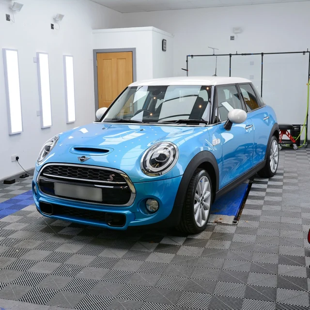 Mini Cooper S - Enhancement Plus Detail with @gtechniq Coatings & @xpel_uk paint protection film 🛡️

✔ Wash/Decontamination process

✔ Two stage machine polish to remove swirls and light scratches

✔ Xpel Ultimate Plus PPF fitted to the complete front end

✔ PPF top coated with Gtechniq Halo

✔ Application of Gtechniq Crystal Serum Light topped with EXOv4 for remaining paintwork

✔ Wheel faces coated with Gtechniq C5 Wheel Armour

✔ #gtechniq G1 Clearvision applied to the windscreen

Are you looking to transform and protect your car? Contact us for a quote.
______________
💻 www.exclusivecarcare.co.uk
📞 01225 571161
📩 info@exclusivecarcare.co.uk

#minicooper #paintprotection #ceramiccoatings